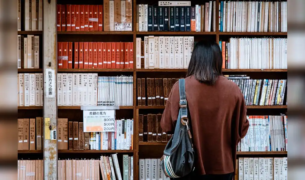 Una mujer estadounidense tardó 47 años en devolver un libro. Foto: Pexels
