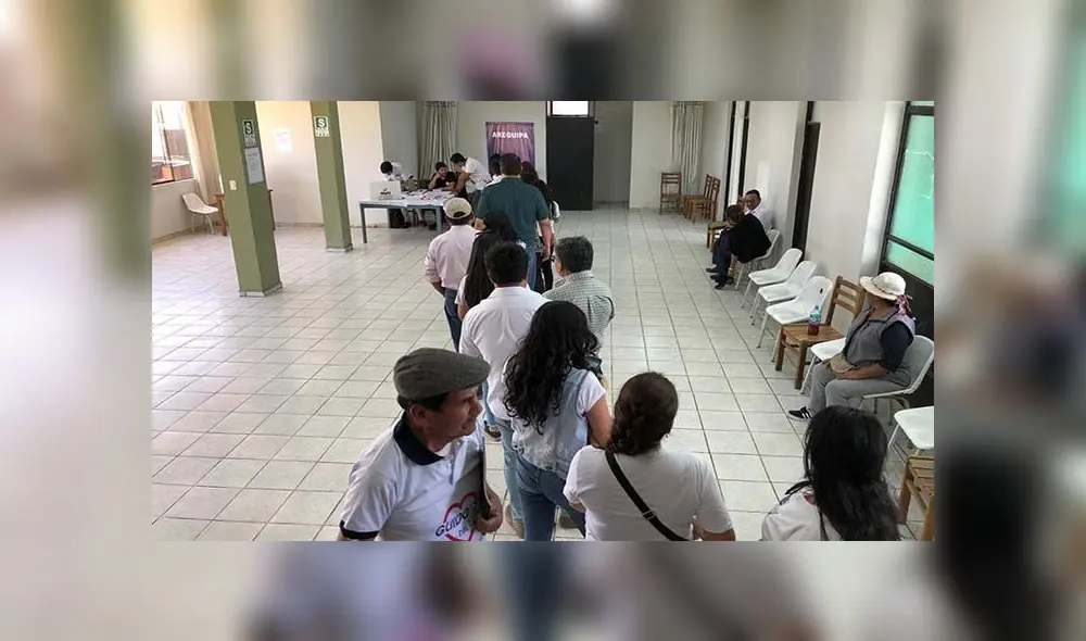 Militantes de Somos Perú en Arequipa eligieron a sus candidatos. Militantes de Somos Perú en Arequipa eligieron a sus candidatos.