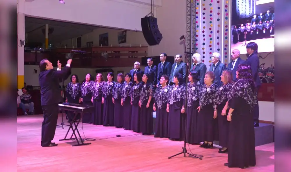 voces. Coro Brisas del Titicaca, dirección Armando Vértiz.