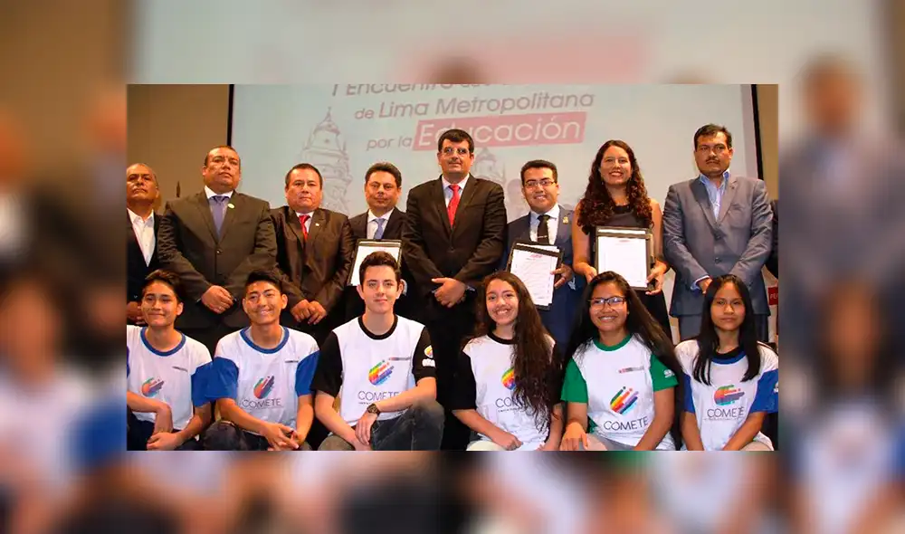 Ocho alcaldes de Lima firman compromiso por la educación