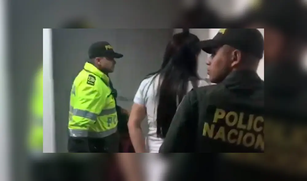 La Policía logró detener a la falsa enfermera antes que pueda escapar con la bebé de un día de nacida. (Foto: captura) La Policía logró detener a la falsa enfermera antes que pueda escapar con la bebé de un día de nacida. (Foto: captura)