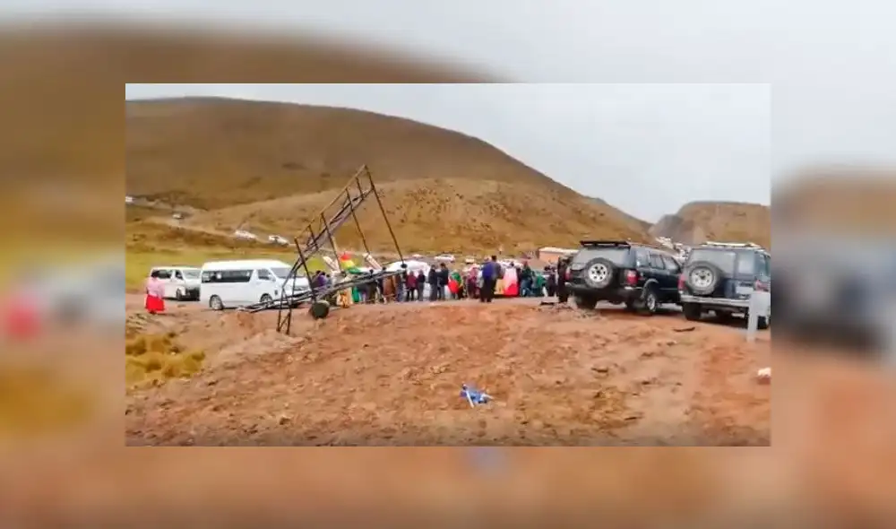 Avión de Evo Morales sufre desperfecto en el aire y aterriza de emergencia. Foto: Facebook Avión de Evo Morales sufre desperfecto en el aire y aterriza de emergencia. Foto: Facebook