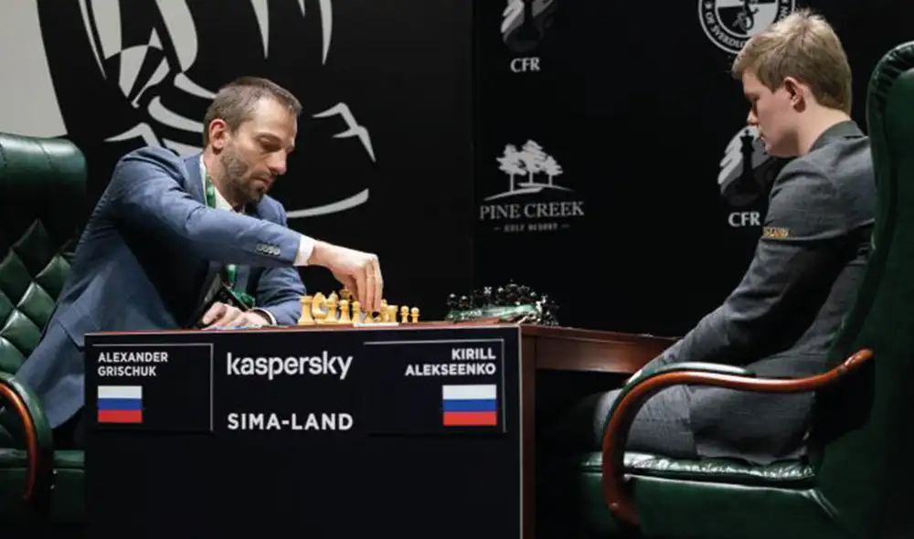 El duelo entre los locales Grischuk y Alekseenko terminó en tablas. Foto: FIDE.