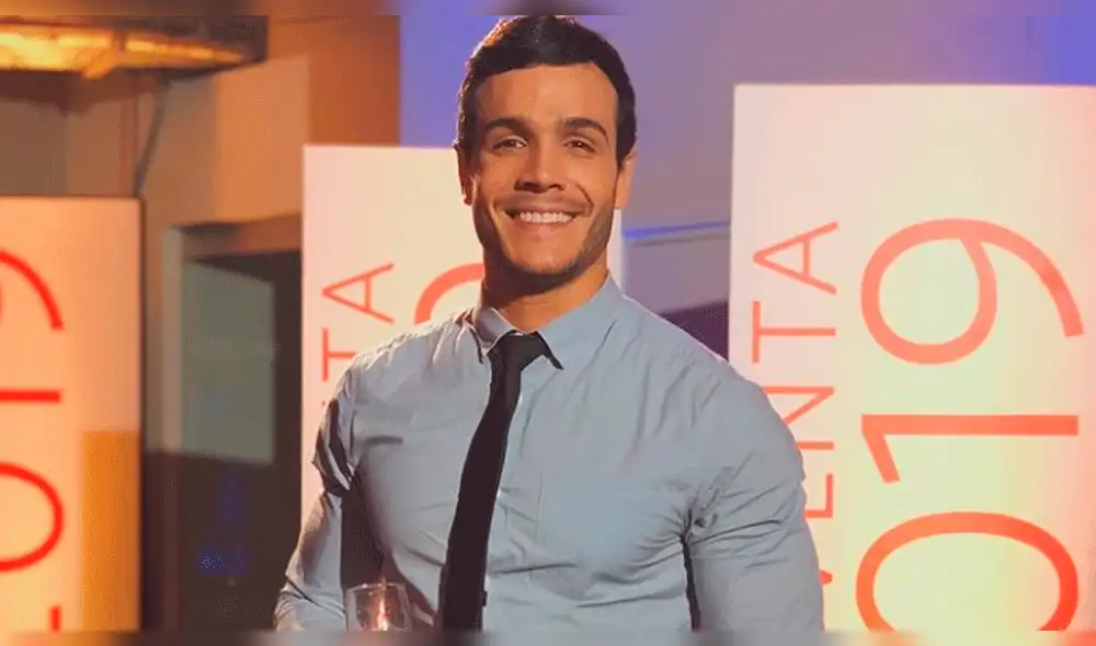 Mario Irivarren es “detenido” por la Policía Nacional en plena batida