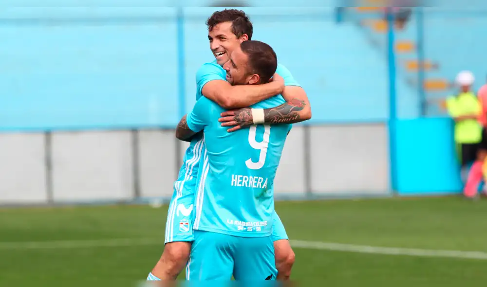 Poderoso club sudamericano quiere a Emanuel Herrera y Gabriel Costa