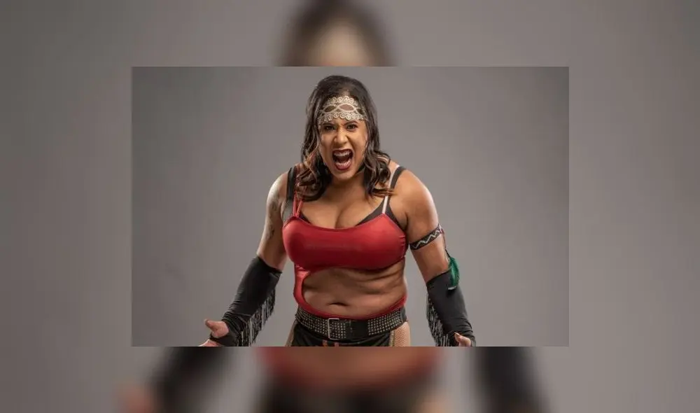 Nyla Rose, la primera luchadora transgénero en ganar un campeonato mundial