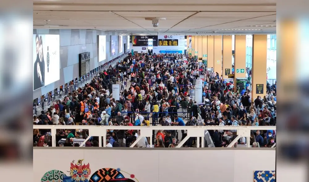 MTC instó a la población a comunicarse a los canales alternos. Foto: Paolo Zegarra / URPI - LR