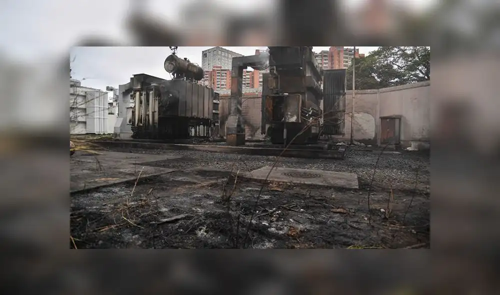 Explosión de estación eléctrica en Caracas sumió en el ‘terror’ a venezolanos [VIDEOS]