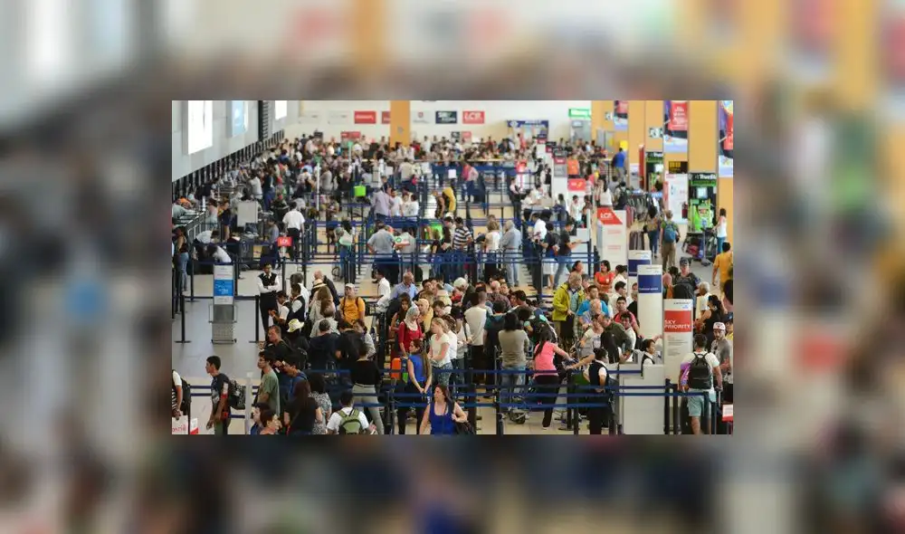 Nuevo sistema en aeropuertos del Perú permite conocer datos de los pasajeros anticipadamente