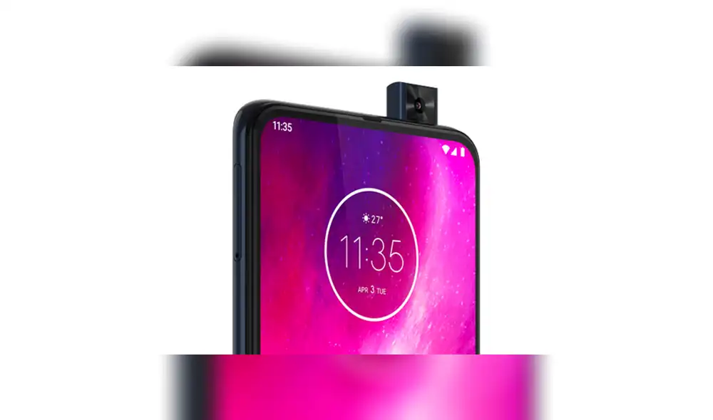 Cámara selfie con sistema pop-up. | Foto: Motorola