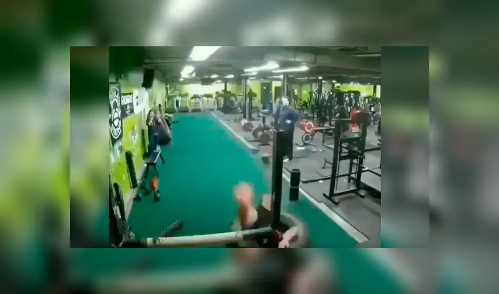 Facebook viral: ‘musculoso’ levanta enorme llanta para presumir su fuerza y sufre doloroso final [VIDEO] 