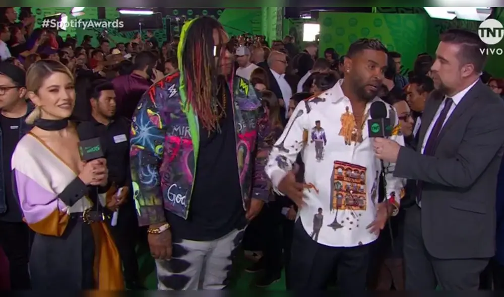 El dúo urbano se presentará esta noche en la ceremonia de premiación.  (Foto: Captura / TNT)