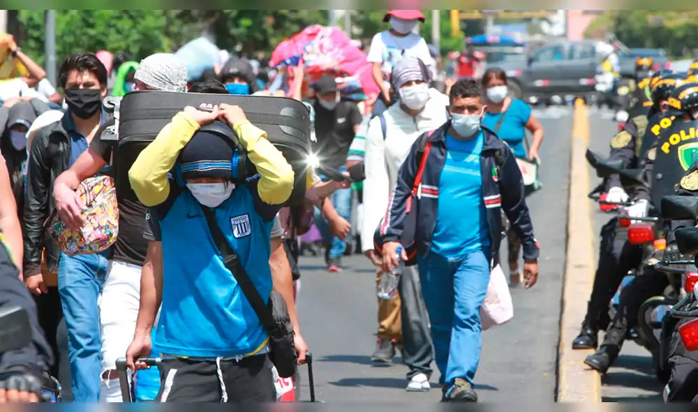 Piuranos inician caminata de retorno de 10 días.