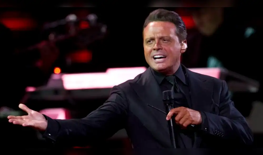 Luis Miguel genera indignación al golpear a su asistente en pleno concierto [VIDEO]