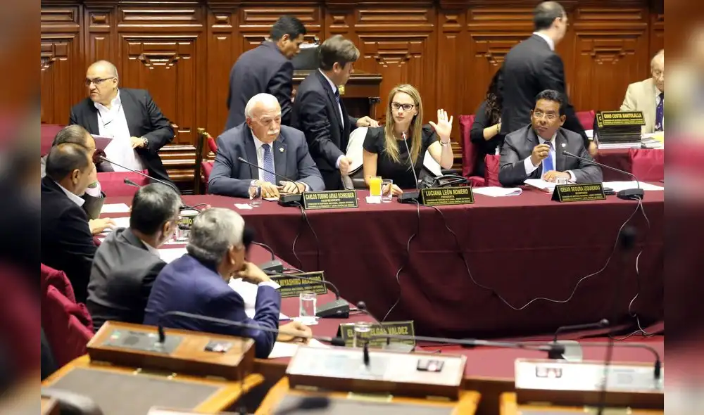 Congreso aprueba norma para igualar pensiones en las Fuerzas Armadas