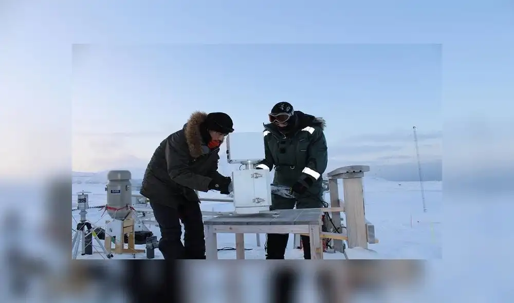 Las duras condiciones climáticas provoca que haya tan solo un puñado de miles de personas en la Antártida. Foto: referencial (EFE) Las duras condiciones climáticas provoca que haya tan solo un puñado de miles de personas en la Antártida. Foto: referencial (EFE)