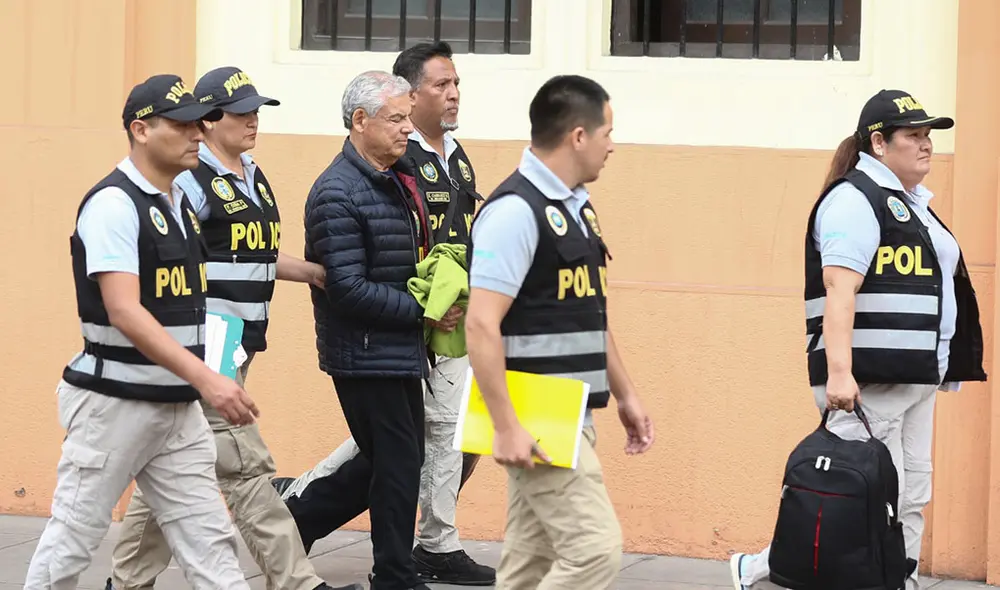 Odebrecht: César Villanueva recibió $30 mil en una caja negra, revela Martorelli Odebrecht: César Villanueva recibió $30 mil en una caja negra, revela Martorelli