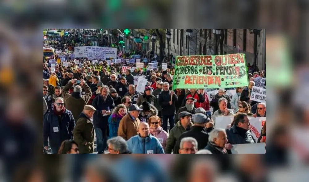 Jubilados protestan en calles de Madrid y Barcelona por pensiones dignas [VIDEO]