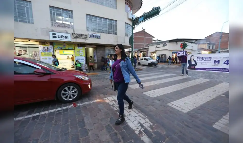 La campaña política en Cusco llega a los buses y paraderos [FOTOS]