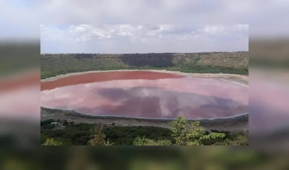 El famoso lago Lonar de Maharashtra en India. Foto: IANS