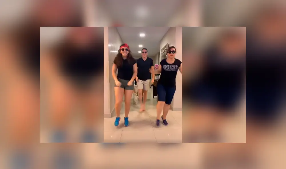 Desliza las imágenes hacia la izquierda para apreciar los impresionantes movimientos de un pequeño perro. Desliza las imágenes hacia la izquierda para apreciar los impresionantes movimientos de un pequeño perro.