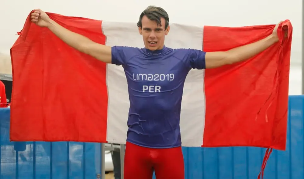 ¡Grande Itzel Delgado! surfista peruano ganó la medalla de bronce en carrera SUP de Paddle ¡Grande Itzel Delgado! surfista peruano ganó la medalla de bronce en carrera SUP de Paddle