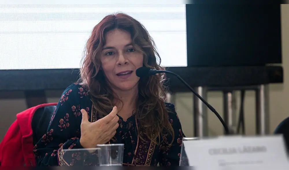 Escritora llega a Áncash para presentar libro.