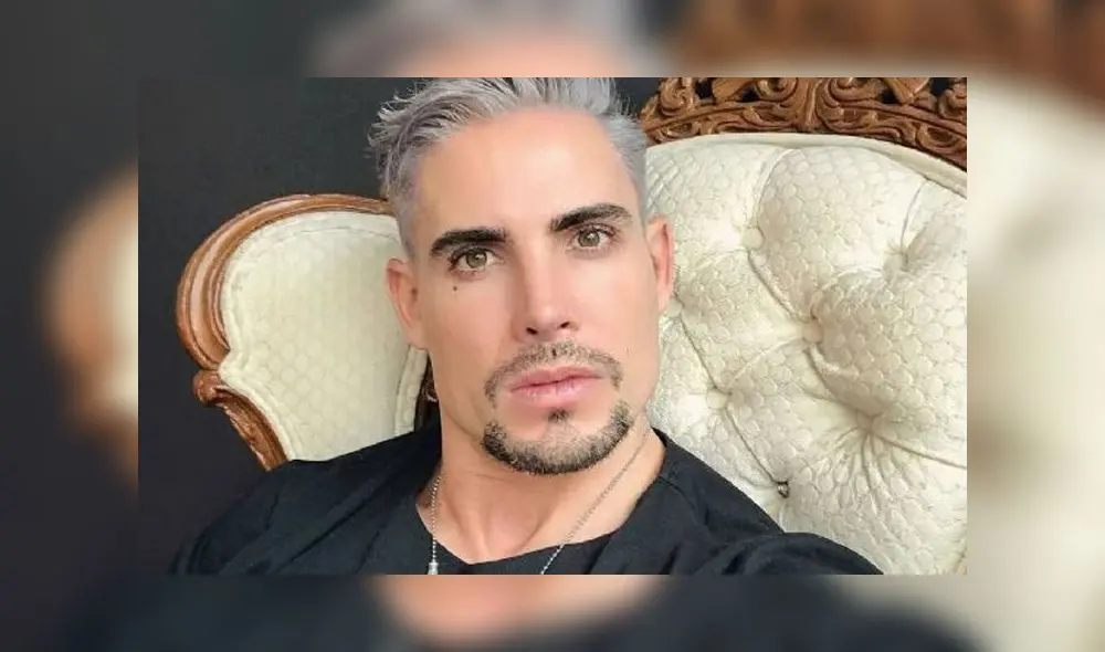 Entre lágrimas, el Adrián Cué habló frente a las cámaras del programa y contó el grave padecimiento que lo obligó a abandonar el reality show. Entre lágrimas, el Adrián Cué habló frente a las cámaras del programa y contó el grave padecimiento que lo obligó a abandonar el reality show.