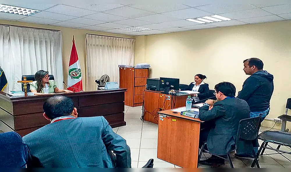 Roger Obando Bardales. Roger Obando Bardales.