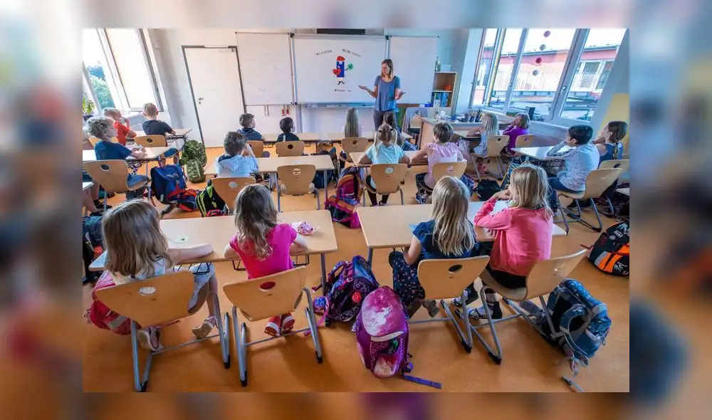 Las escuelas en Alemania reabrirán durante todo el mes de agosto en distintos estados. (Foto: AP)
