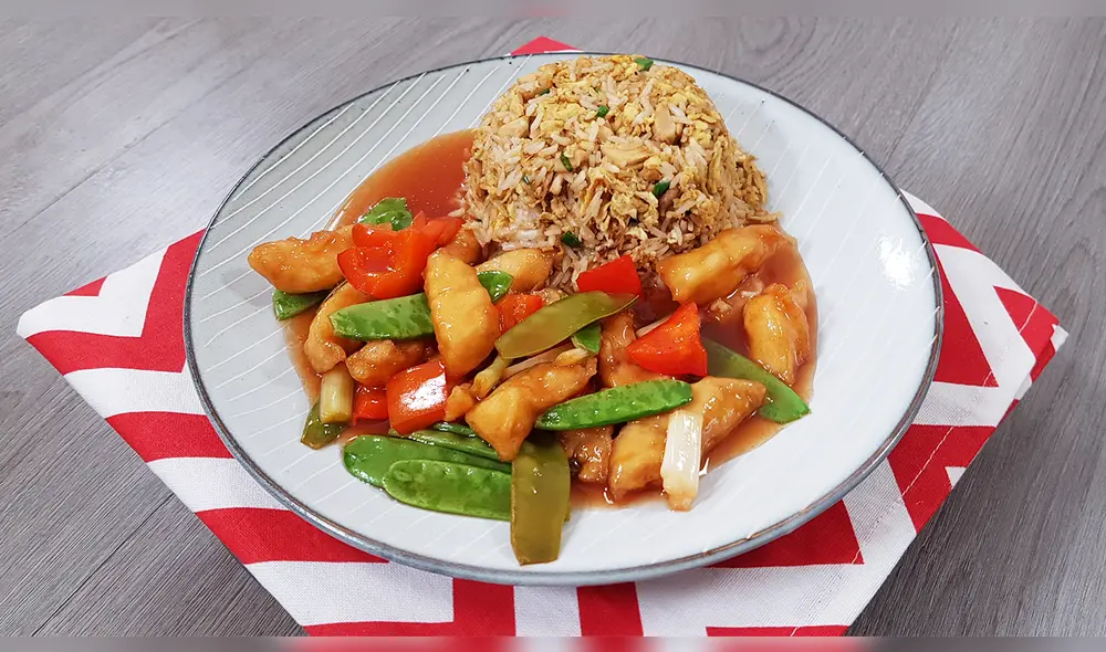 Receta del Pollo Tipakay con arroz chaufa. Buenazo!