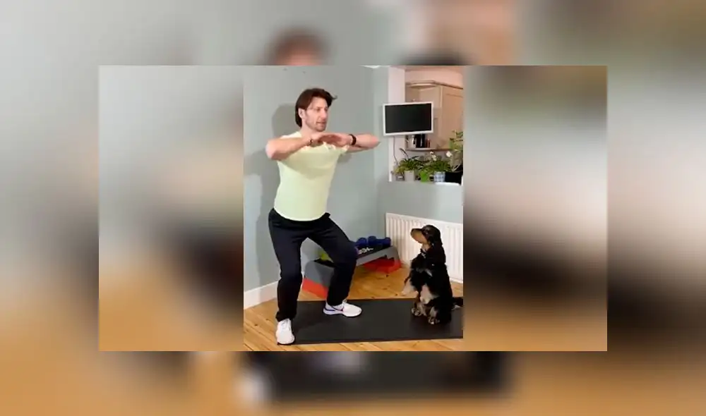 Desliza las imágenes para ver la increíble escena que protagonizó un travieso perro al ver que su dueño transmitía una clase de gimnasia. Foto: Craters Clips Desliza las imágenes para ver la increíble escena que protagonizó un travieso perro al ver que su dueño transmitía una clase de gimnasia. Foto: Craters Clips
