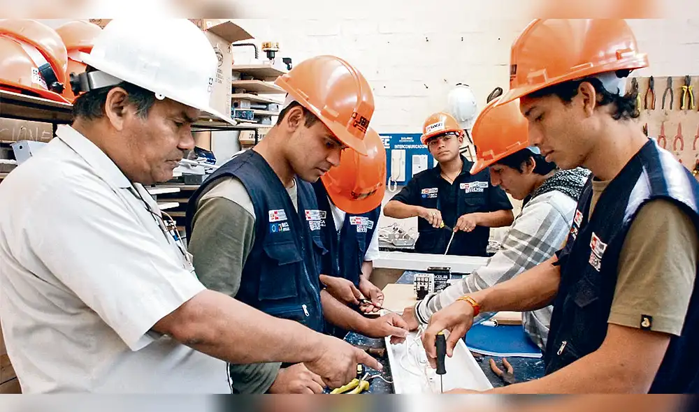 Aumento para docentes deescuelas de educación