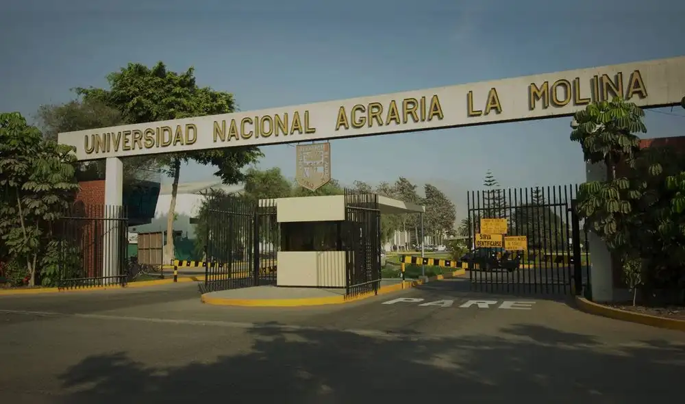 La Agraria será la primera universidad pública en obtener su licenciamiento La Agraria será la primera universidad pública en obtener su licenciamiento