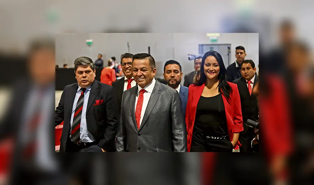 Sonado. Sotomayor con riesgo de no pasar valla electoral. Sonado. Sotomayor con riesgo de no pasar valla electoral.