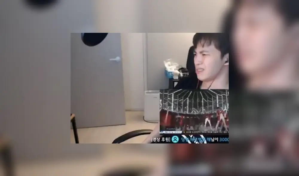 Hongbin de VIXX durante su trasmisión en Twich.