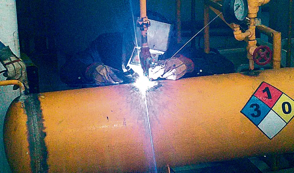 soldadura economia peruana empleos trabajo