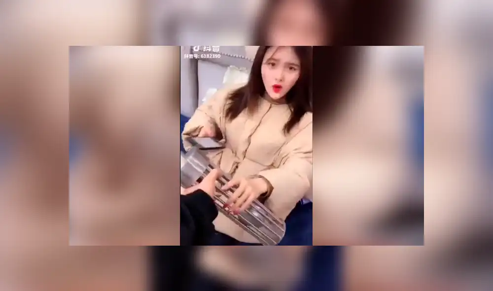 Facebook viral: joven asiático le da 'peculiar' regalo a su pareja, ello lo abre y se lleva tremenda sorpresa
