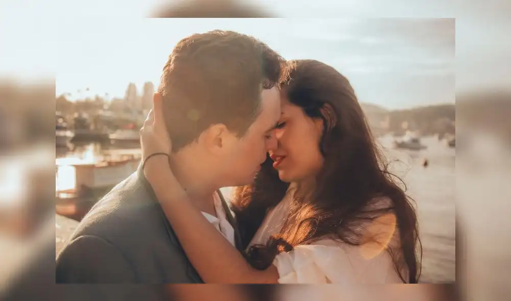 Los beneficios del beso incluyen reducción de estrés, liberación de endorfinas, entre otras. (Foto: Netnoticias)