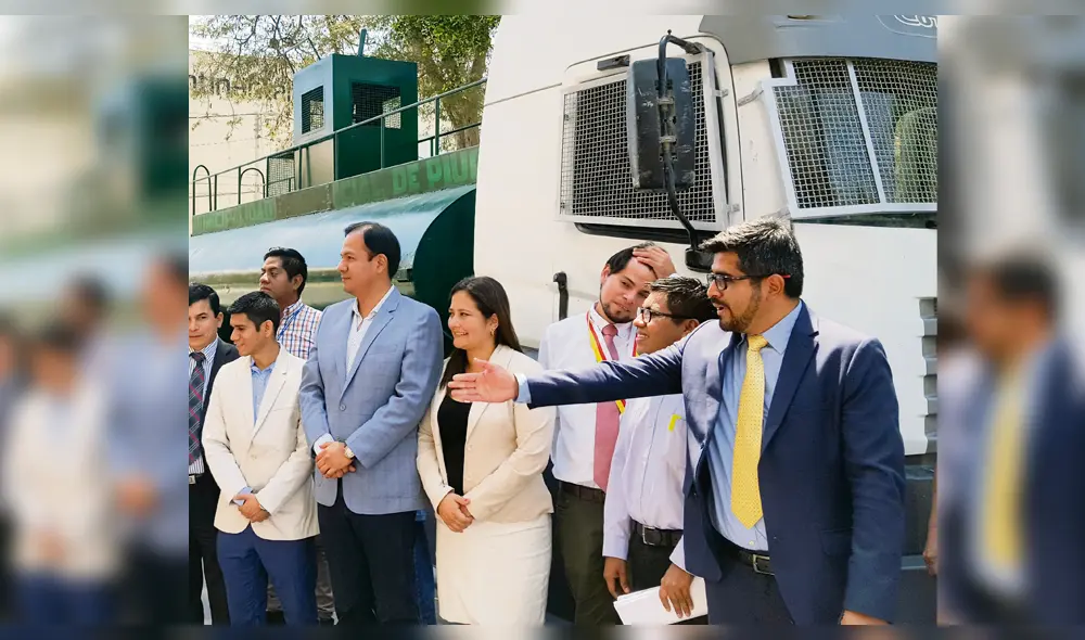 Alcalde presentó el rochabús.