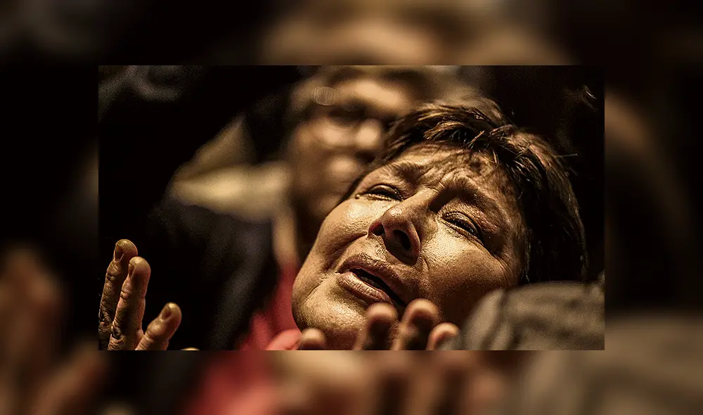 Por ti, señor. La emoción invadió a muchos de los fieles. Por ti, señor. La emoción invadió a muchos de los fieles.