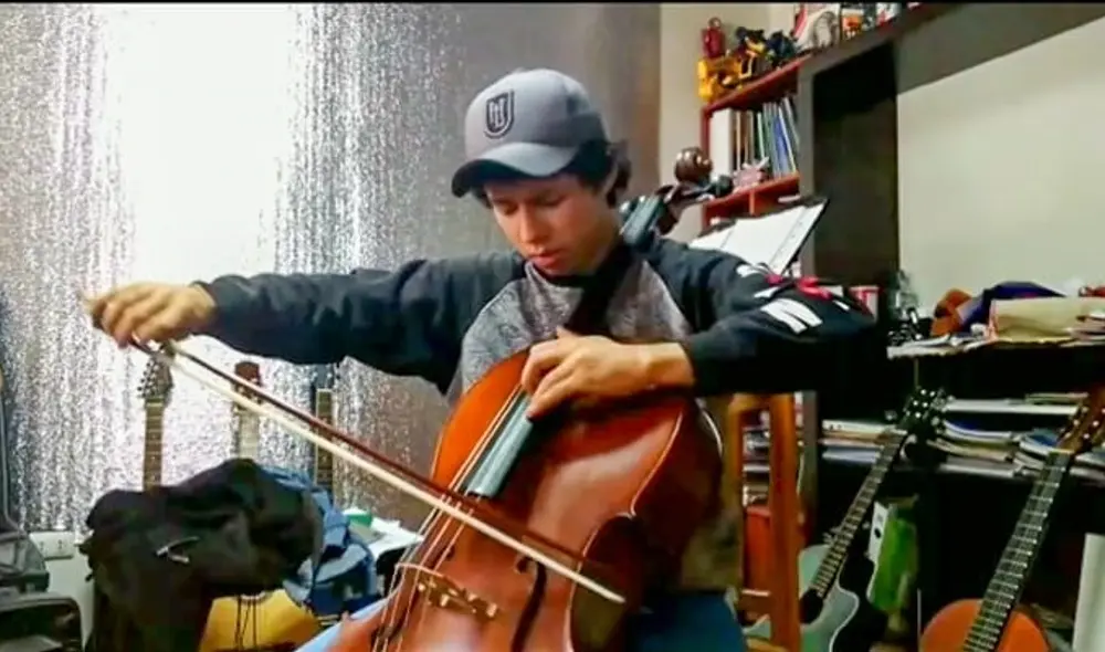 ADOLESCENTES ADOLESCENTES