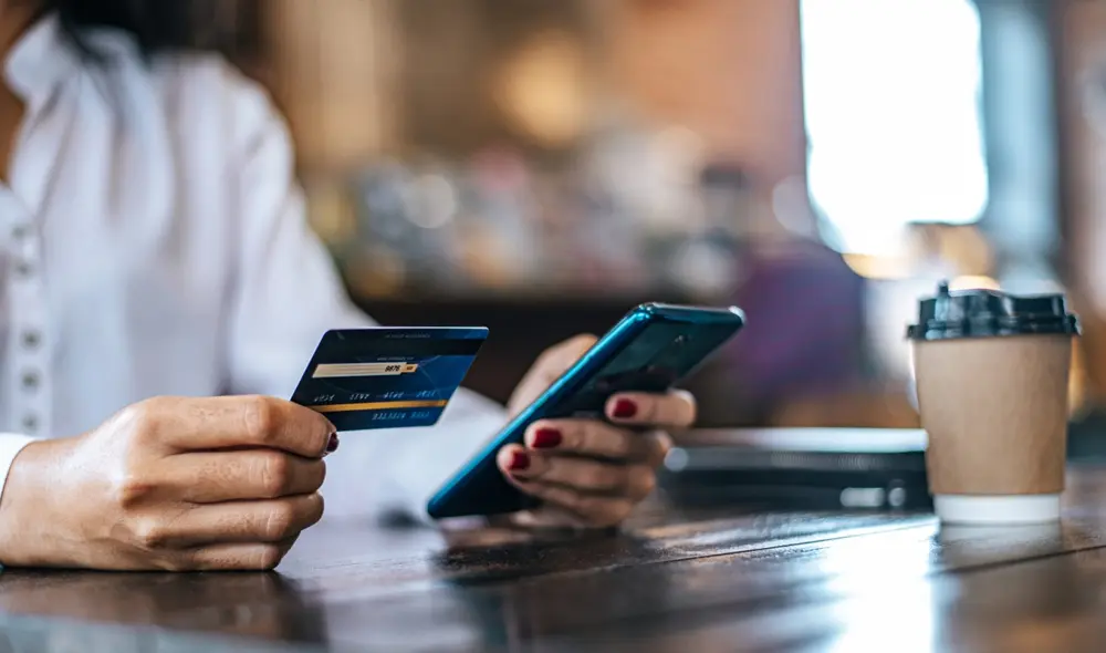 Banca móvil. Foto: Hightelecom