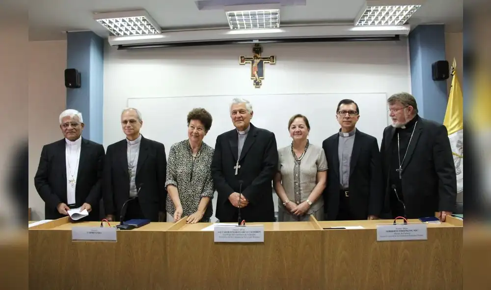 Minedu a obispos: “No hay ideología de género en currículo” Minedu a obispos: “No hay ideología de género en currículo”