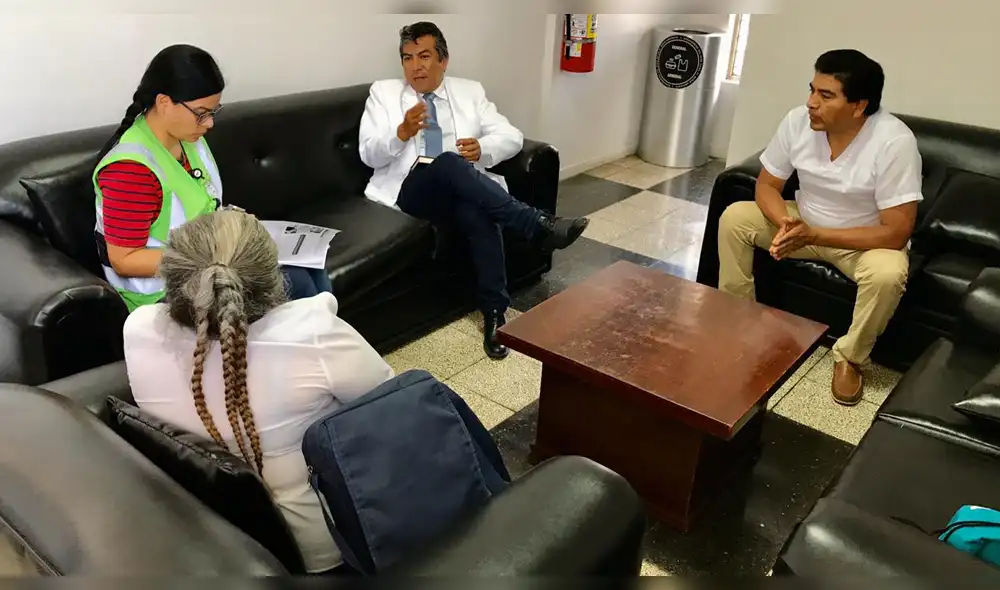 Autoridades de salud y los directivos del aeropuerto coordinan acciones.
