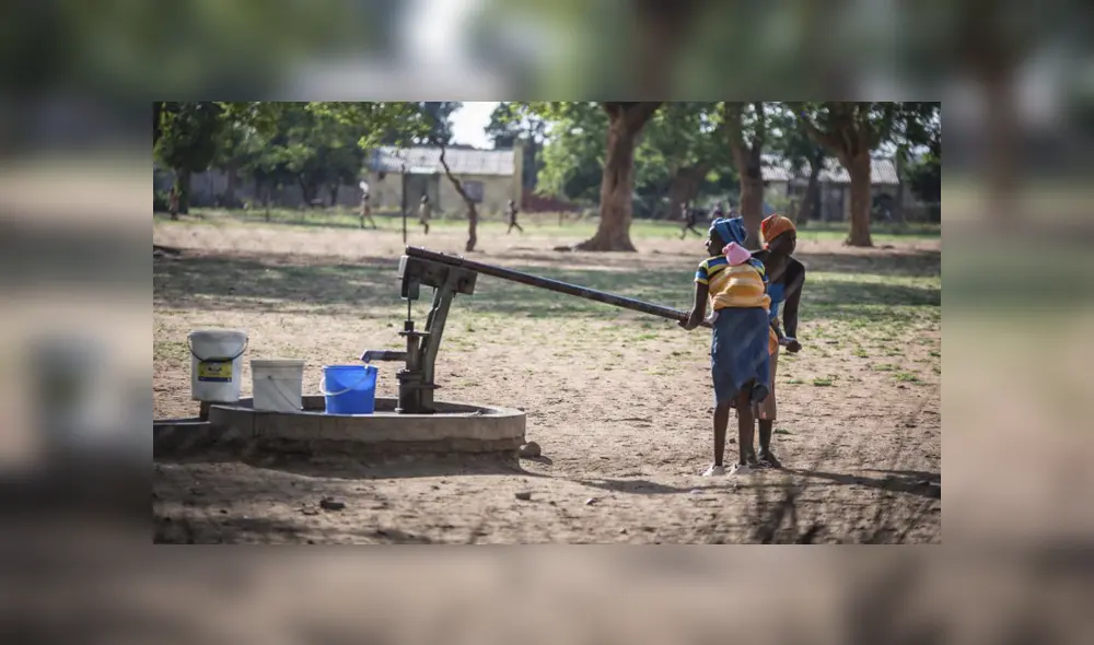Una medida extrema para abastecer a la población de 650.000 residentes en Zimbabue. Foto: AFP/referencial Una medida extrema para abastecer a la población de 650.000 residentes en Zimbabue. Foto: AFP/referencial