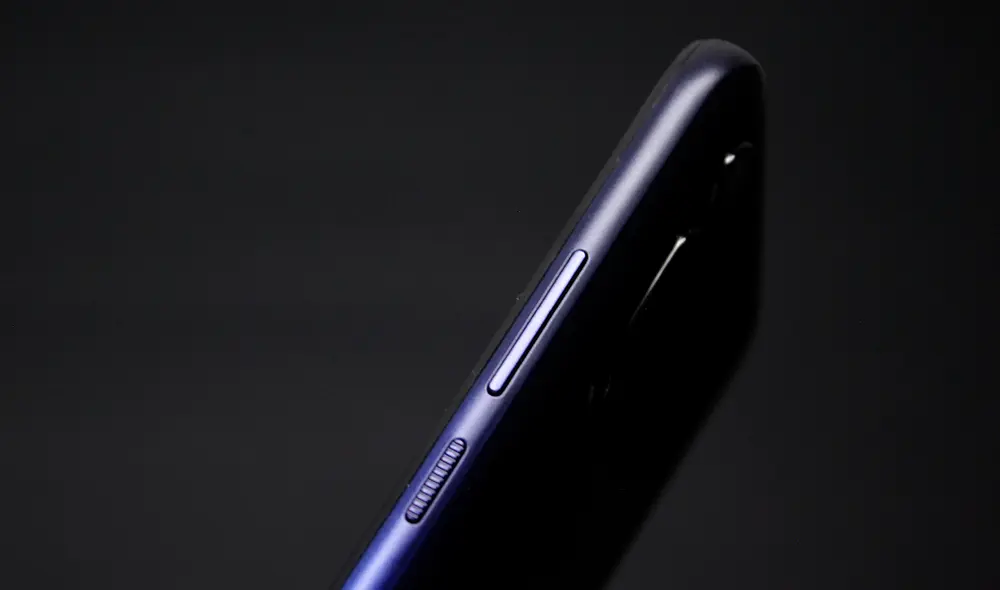 Los botones para el control de volumen y de encendido/apagado. | Foto: Carol Larrain Los botones para el control de volumen y de encendido/apagado. | Foto: Carol Larrain