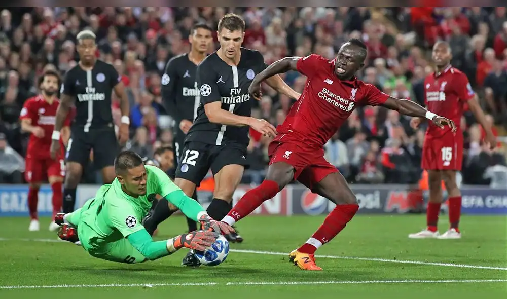 PSG cayó sobre el final ante el Liverpool por la Champions League 