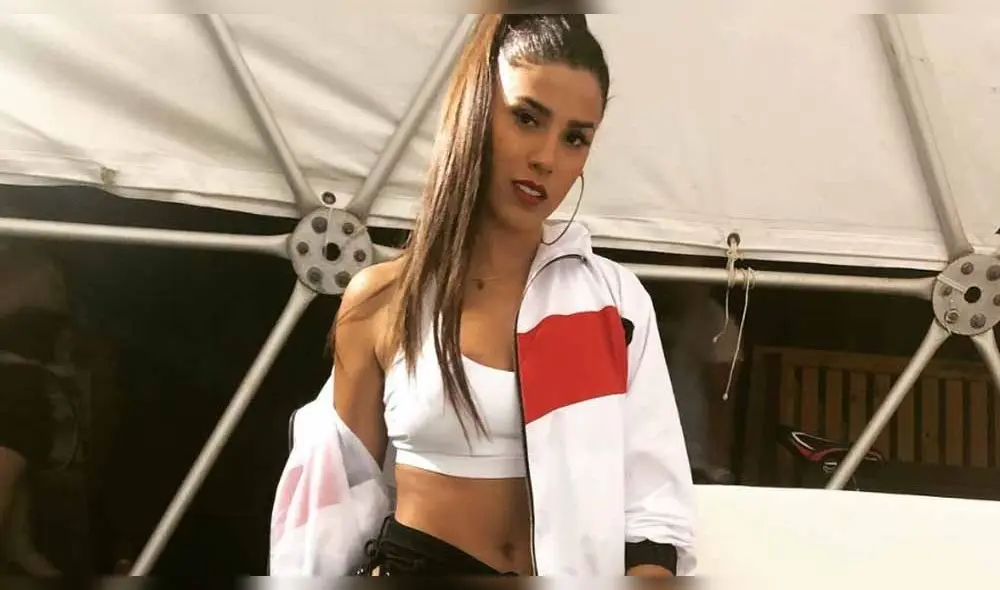 Yahaira Plasencia muestra su seductora imagen en diminuto bikini