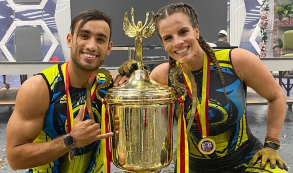 Alejandra Baigorria comparte curiosa foto de su padre junto al de Said Palao. Foto: Alejandra Baigorria/ Instagram